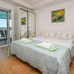 Silvana 로고즈니차