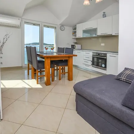 Silvana Apartament Rogoznica (Sibenik-Knin)