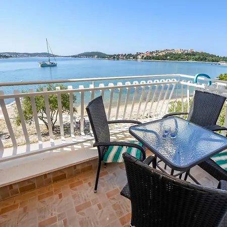 Silvana Rogoznica (Sibenik-Knin)