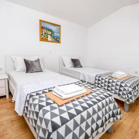 Silvana Apartmán Rogoznica (Sibenik-Knin)