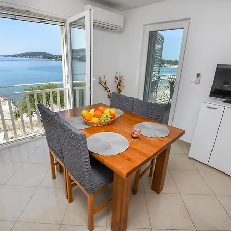 Silvana * Rogoznica (Sibenik-Knin)