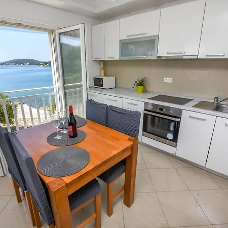 Silvana Apartament *