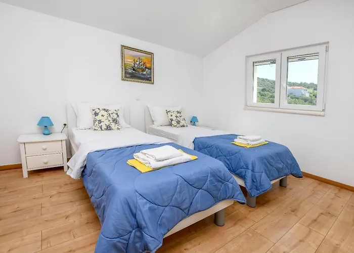 Silvana * Rogoznica (Sibenik-Knin)