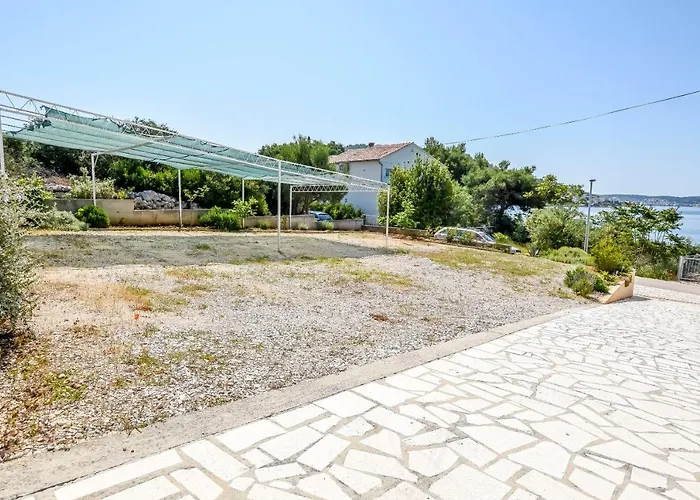 Silvana * Rogoznica (Sibenik-Knin)