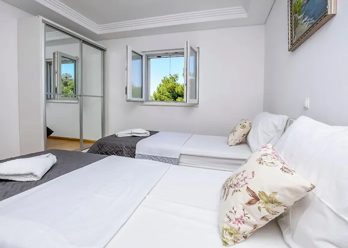 Apartments Silvana Rogoznica (Sibenik-Knin)