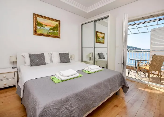 Silvana Daire Rogoznica (Sibenik-Knin)